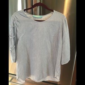 Woman’s top